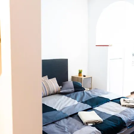 Thome Bucegi Smart Budget *