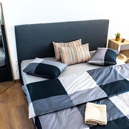 Thome Bucegi Smart Budget דירה